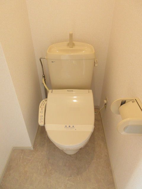 【メゾン・ド・フルールＢのトイレ】