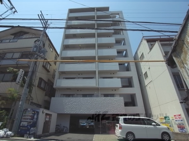 【大津市長等のマンションの建物外観】