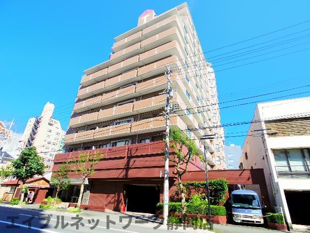 【静岡市葵区常磐町のマンションの建物外観】