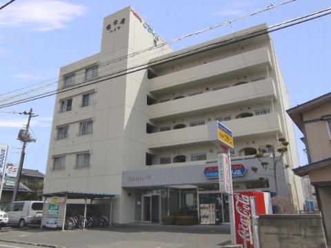 盛岡市愛宕町のマンションの建物外観