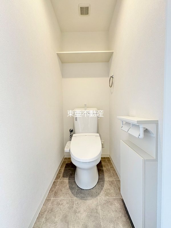 トイレ　モデル写真