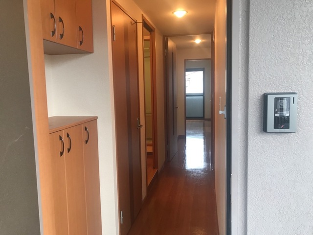 玄関　シューズボックス付き