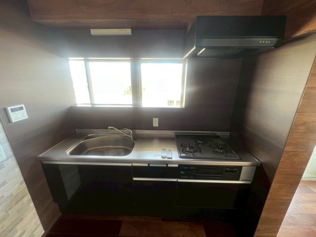 キッチン　キッチンでお料理をお楽しみください