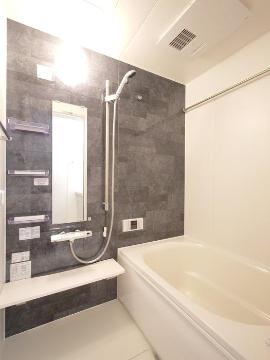 バス・シャワールーム　追焚と乾燥機能付バス