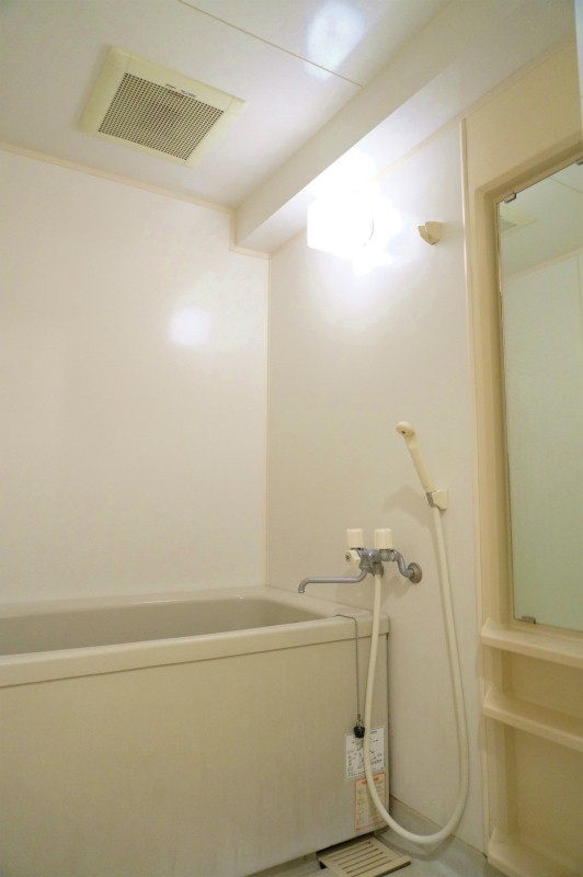 バス・シャワールーム　きれいなお風呂です