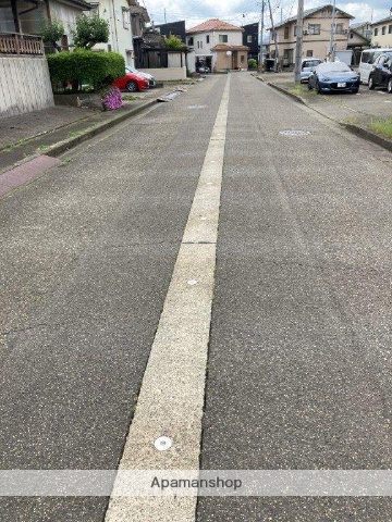 その他　前面道路（その他）まで0m