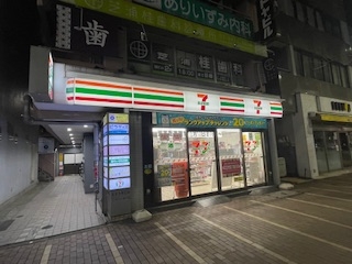 コンビニ　セブンイレブン港区芝浦3なぎさ通り店（コンビニ）まで126m