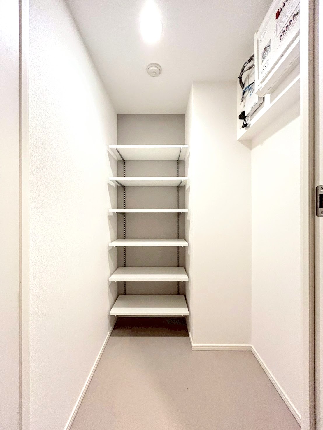 玄関　シューズインクローゼット