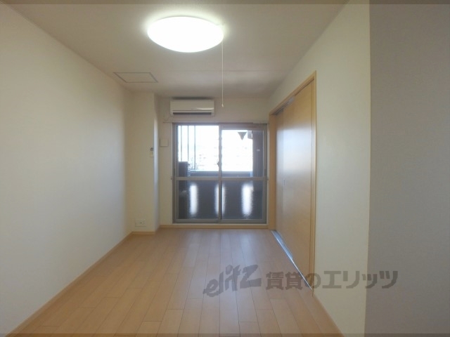 居室・リビング　居室