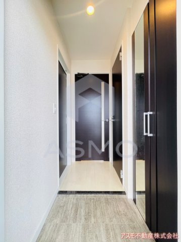 玄関　同マンション別部屋参考写真