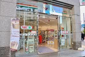 コンビニ　セブンイレブン中央区入船3丁目店（コンビニ）まで168m