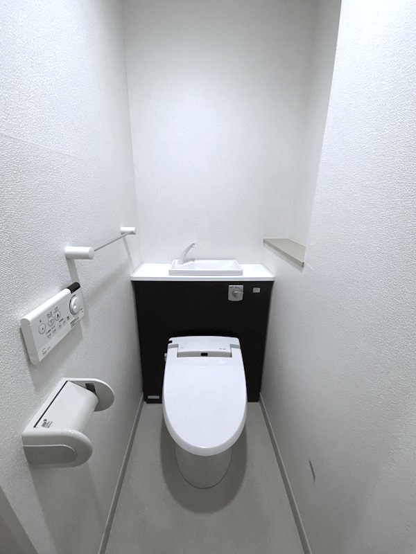 トイレ　トイレ