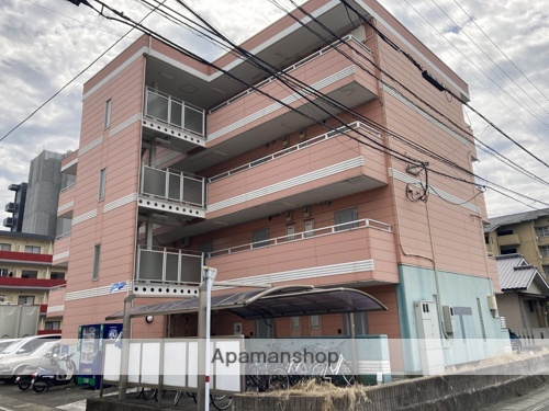 駐車場　エントランス