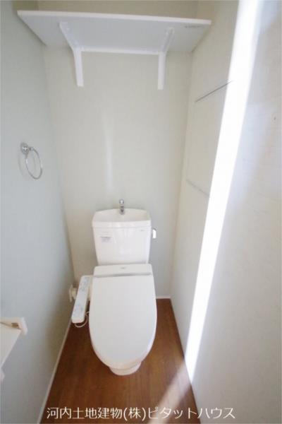 トイレ　温水洗浄便座※類似室内