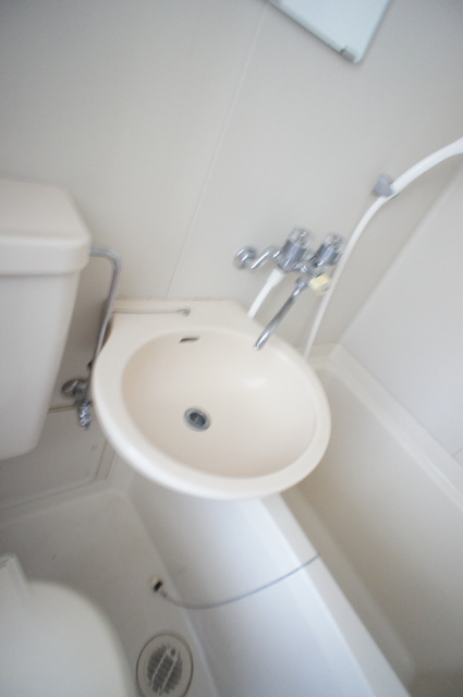 洗面設備　洗面ボウルもついているので、ここで洗顔できますね☆