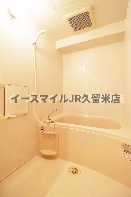 バス・シャワールーム　きれいなお風呂です