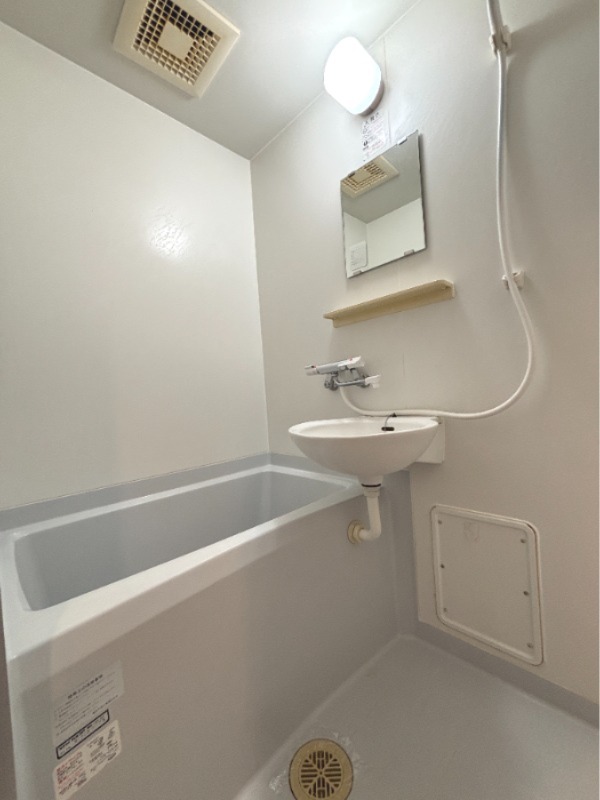 バス・シャワールーム　６０２号室　写真
