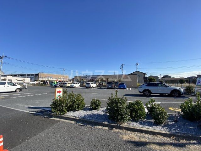 コンビニ　セブン-イレブン 流山南店（コンビニ）まで406m