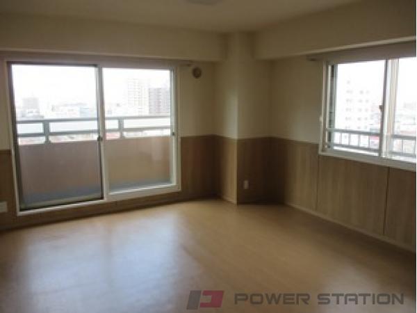 居室・リビング　同タイプ内観です