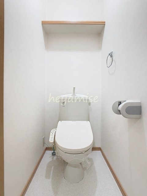 トイレ　写真は別号室