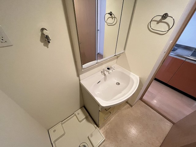 洗面設備　広い洗面スペース