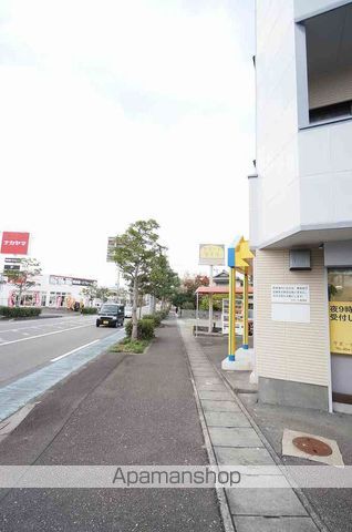 その他　前面道路（その他）まで5m