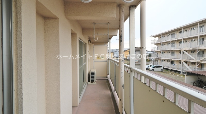 バルコニー　同型別部屋写真