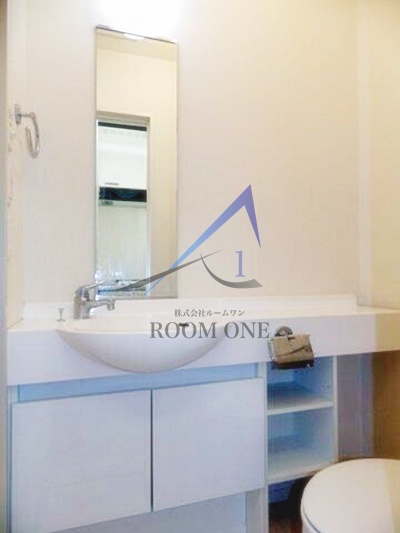 洗面設備　洗面台です。