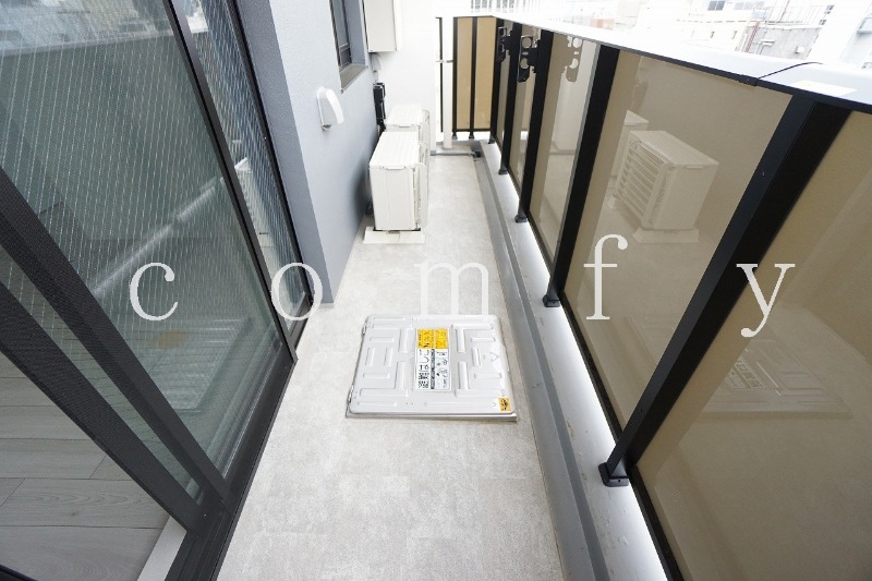 バルコニー　バルコニー