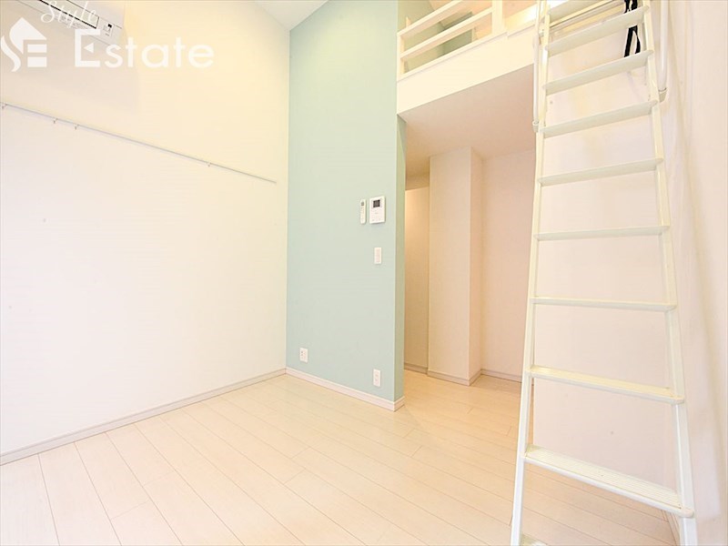 居室・リビング　内装