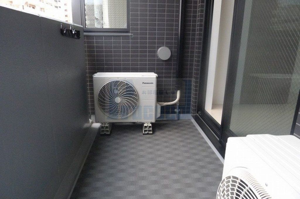 バルコニー　明るいバルコニー！