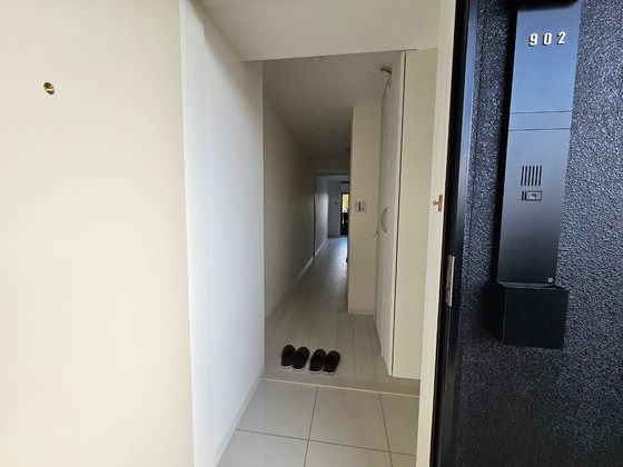 玄関　※別部屋の写真です