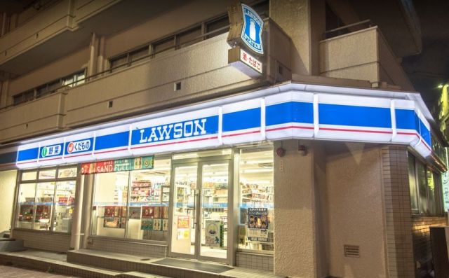 コンビニ　ローソン 永代橋店（コンビニ）まで591m