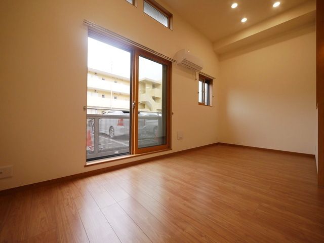 居室・リビング　★広いリビング★