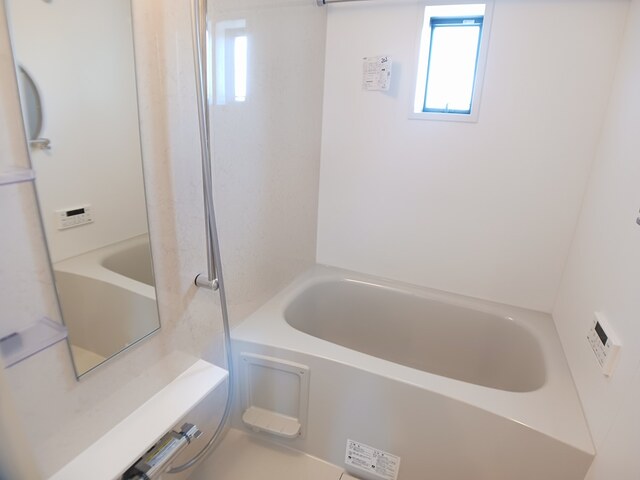 バス・シャワールーム　同施工会社同シリーズ別物件