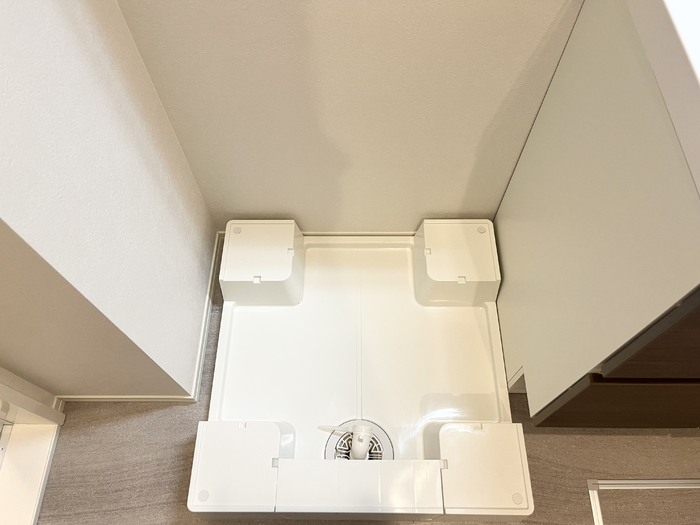 玄関　洗濯機置き場