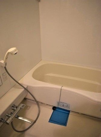 バス・シャワールーム　☆ゆっくりくつろげるお風呂☆
