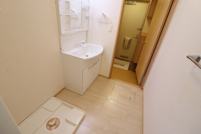 洗面設備　洗髪洗面化粧台