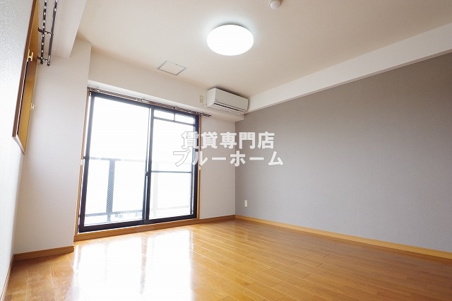 その他　洋室の別アングルです！