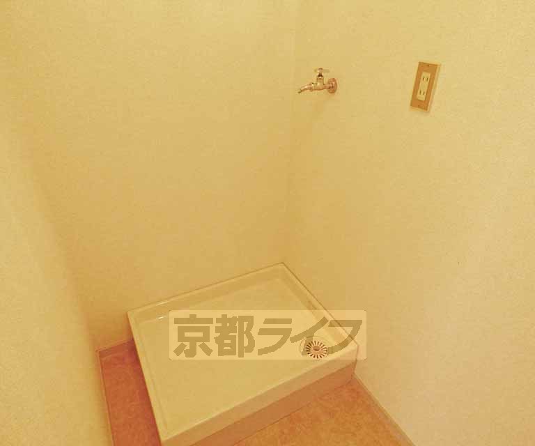 その他設備　室内洗濯機置場です。