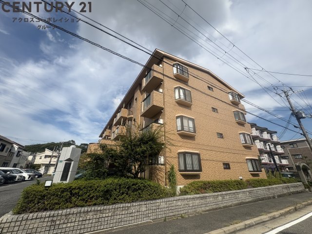 建物外観　モニタ付きインターホン付きで安心！