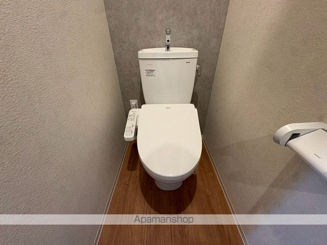 近鉄奈良線 布施駅 徒歩2分 14階建 築1年のトイレ写真