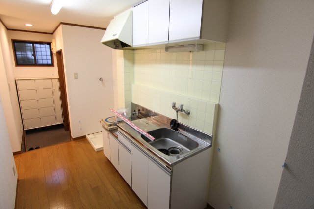 キッチン　別部屋の参考写真です。