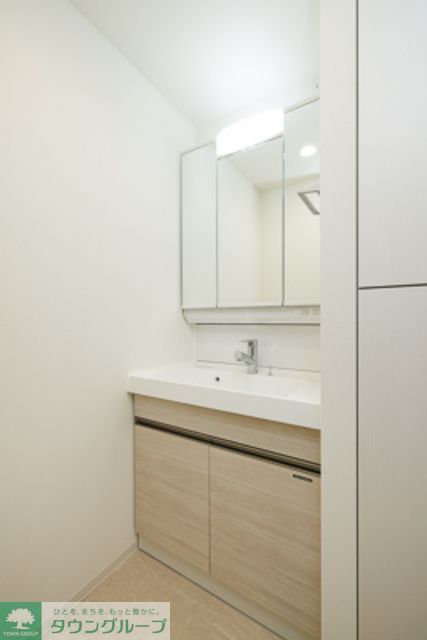 洗面設備　※写真は同タイプ住戸です。
