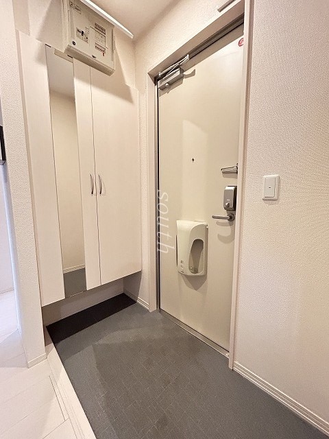玄関　シューズＢＯＸ付きの玄関
