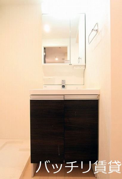 洗面設備　＊画像は別部屋の為イメージ、現状を優先いたします