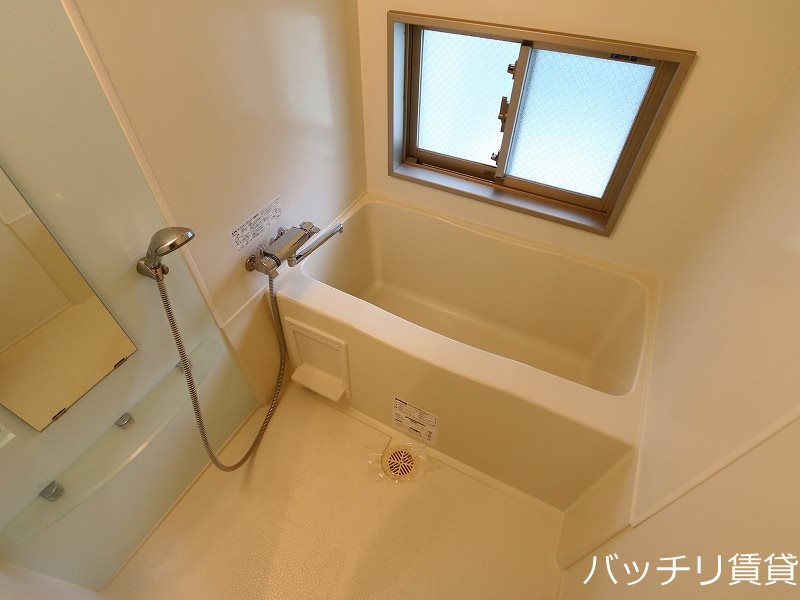 バス・シャワールーム　＊画像は別部屋の為イメージ、現状を優先いたします