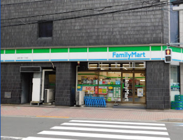 コンビニ　ファミリーマート 台東三筋一丁目店（コンビニ）まで579m