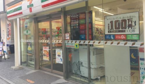 コンビニ　セブンイレブン世田谷北沢店（コンビニ）まで570m
