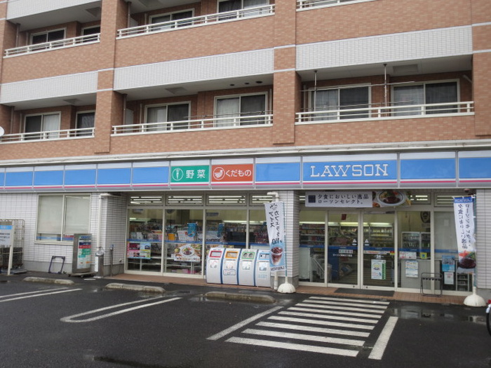 コンビニ　ローソン（コンビニ）まで376m